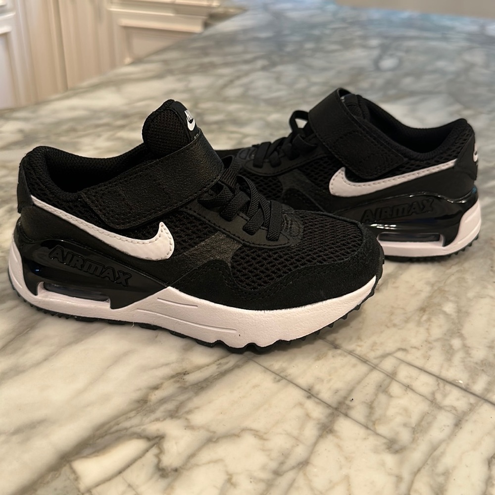 Nike Airmax toddler sneakers size 10.5